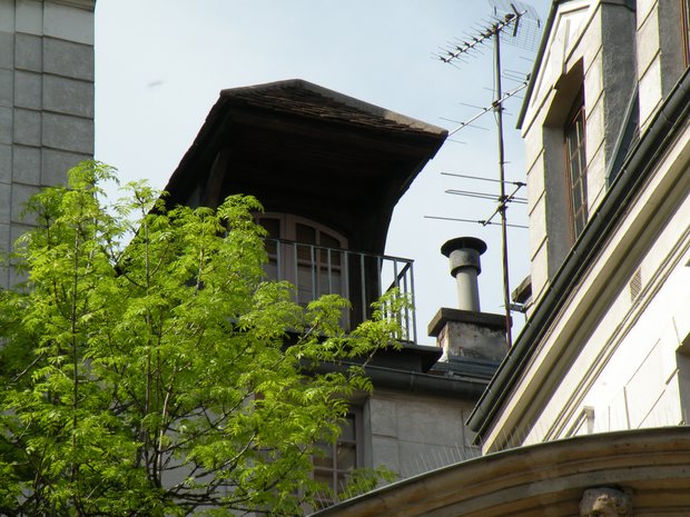  petit balcon, rue St-Julien Le Pauvre